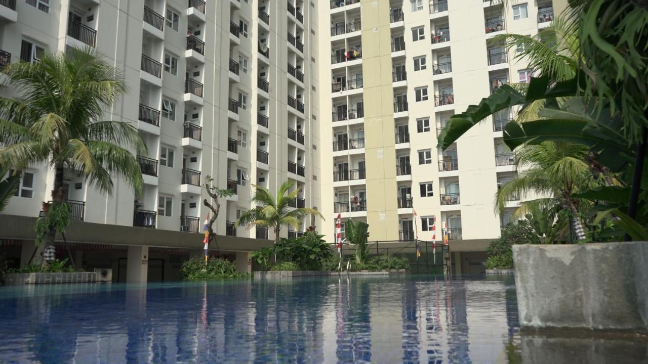 Apartment Cinere Resort Just Sleep & Cozy Depok Εξωτερικό φωτογραφία