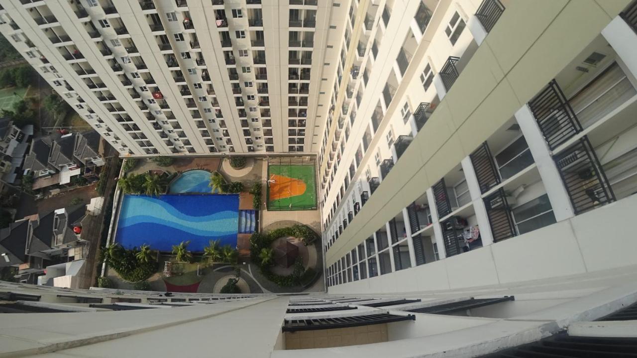 Apartment Cinere Resort Just Sleep & Cozy Depok Εξωτερικό φωτογραφία